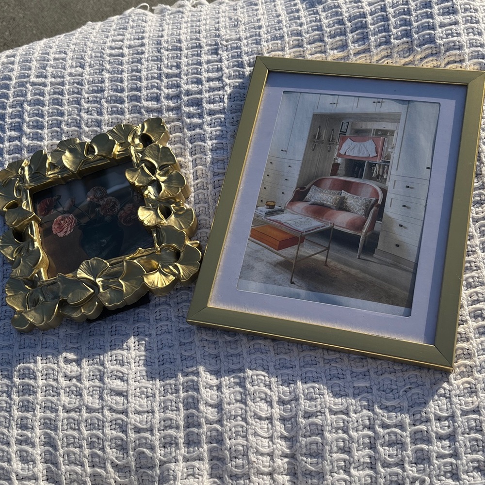 New Gold Floral and Gold Frame Set - Picture 8 of 9